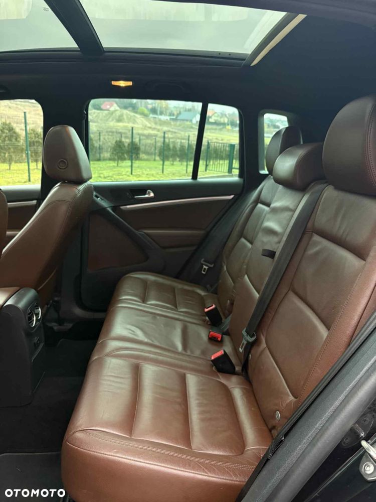 Volkswagen Tiguan - 8