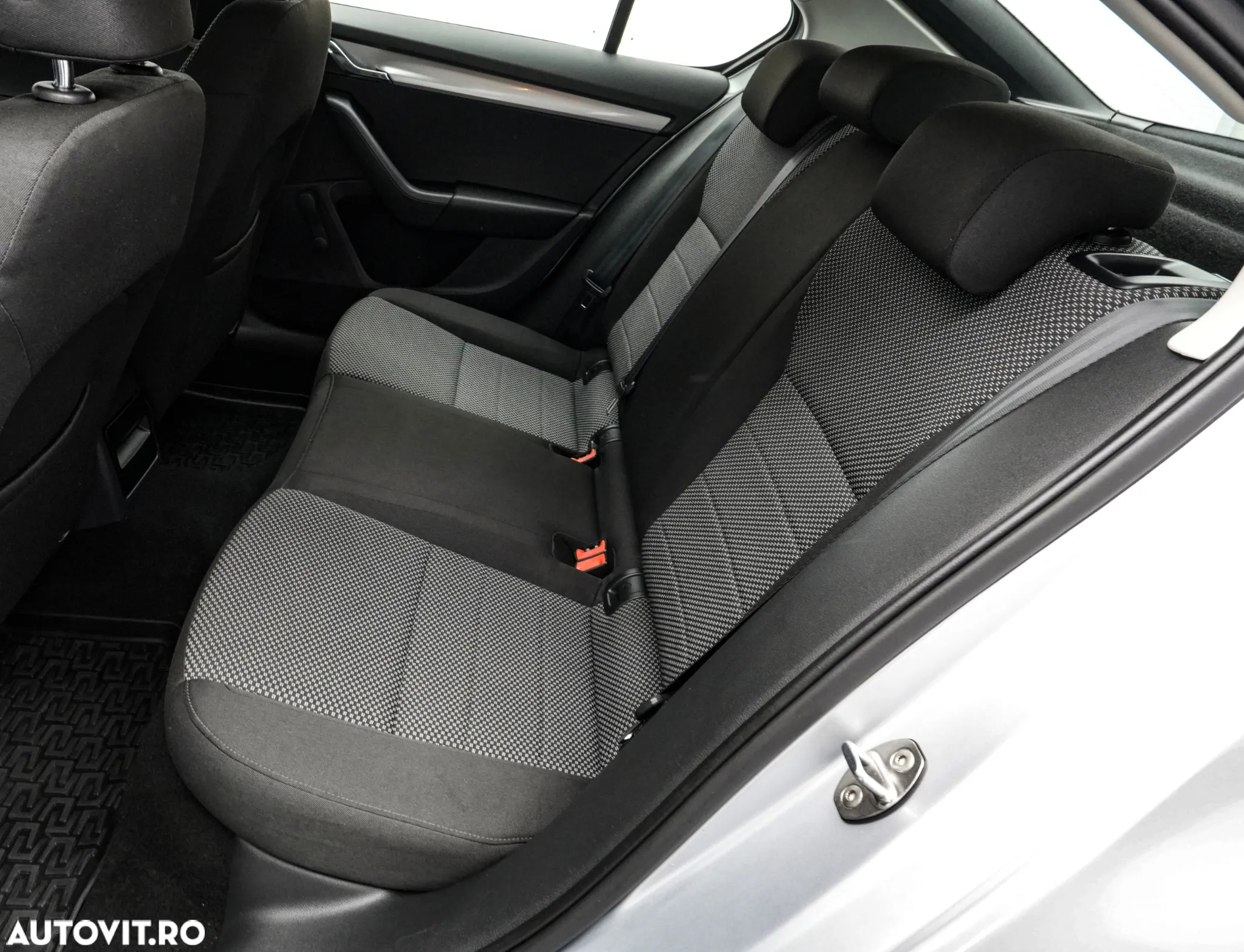 Skoda Octavia 1.6 TDI Style - 13