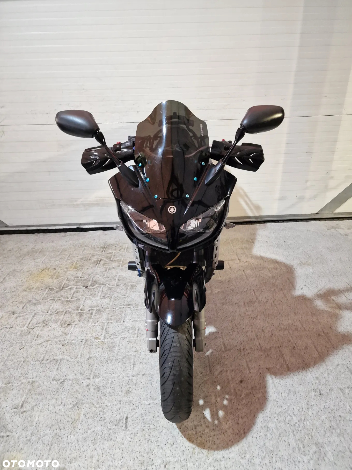 Yamaha FZS - 14
