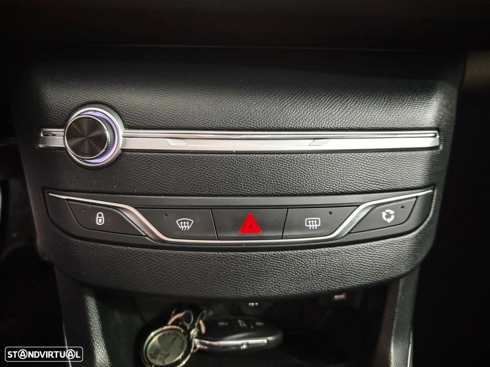 Peugeot 308 SW PureTech 130 Active Pack - 12