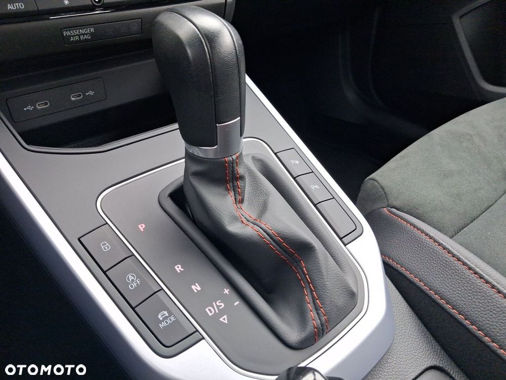 Seat Arona 1.5 TSI EVO FR DSG - 17