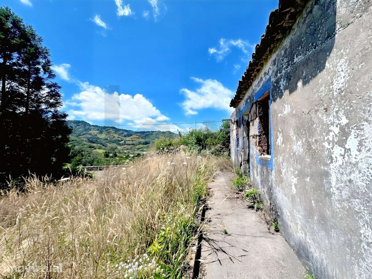 Moradia T1 em Ruína com Projeto Aprovado | Arrebentão – Santa Bárba - Grande imagem: 3/7
