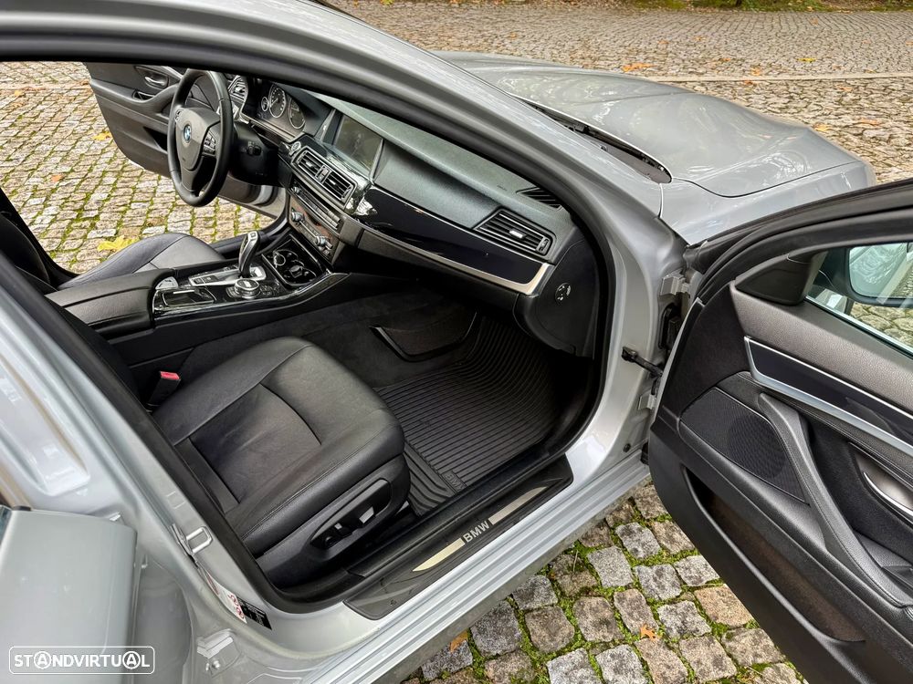 BMW 525 d Line Modern Auto - 28