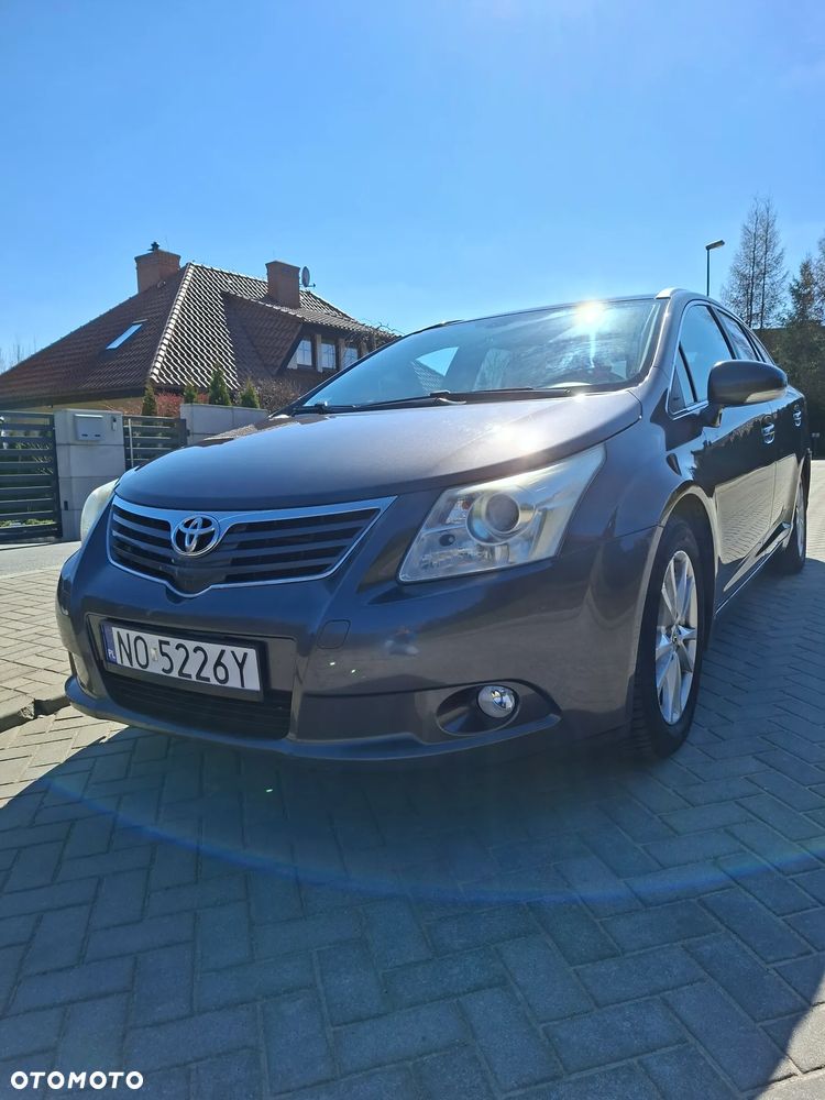 Toyota Avensis 2.0 D-4D Luna - 3