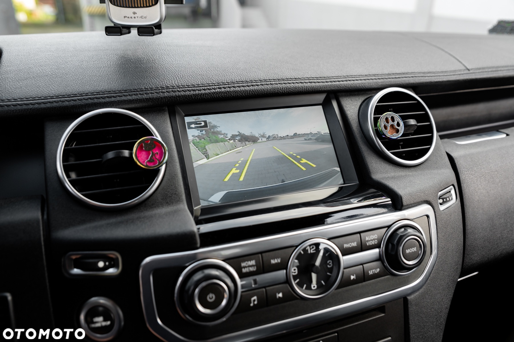 Land Rover Discovery SD V6 HSE - 40