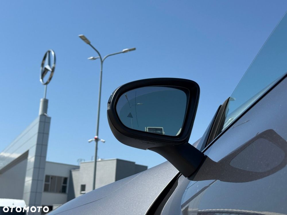 Mercedes-Benz CLA 220 4-Matic AMG Line 7G-DCT - 11