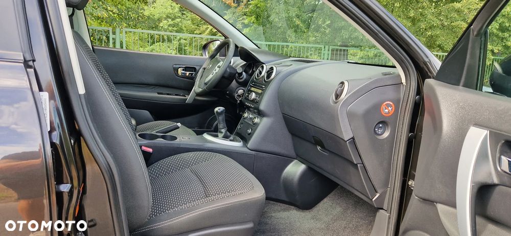 Nissan Qashqai 1.6 visia - 12