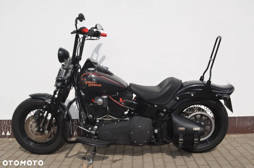 Harley-Davidson Softail Cross Bones - 28