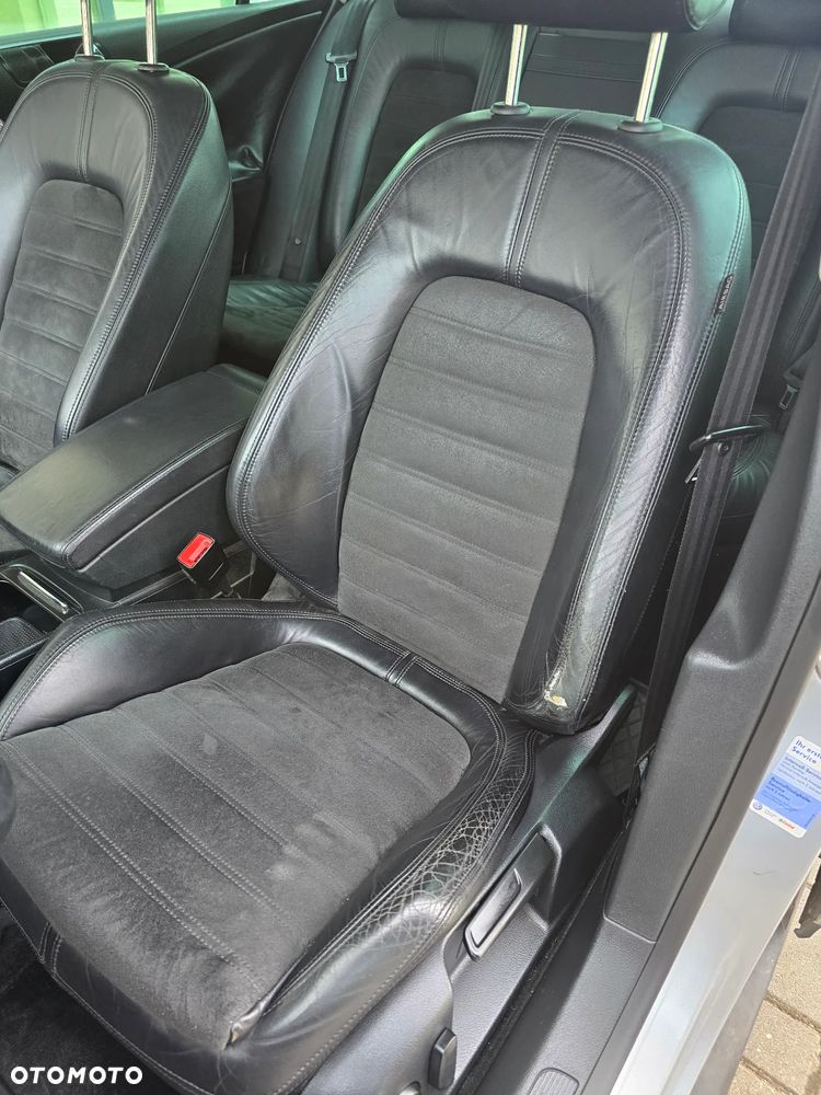 Volkswagen Passat 2.0 TDI Highline - 21