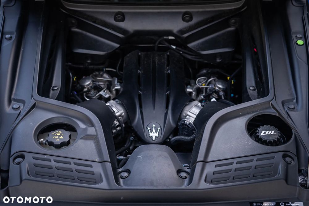 Maserati MC20 DCT - 23