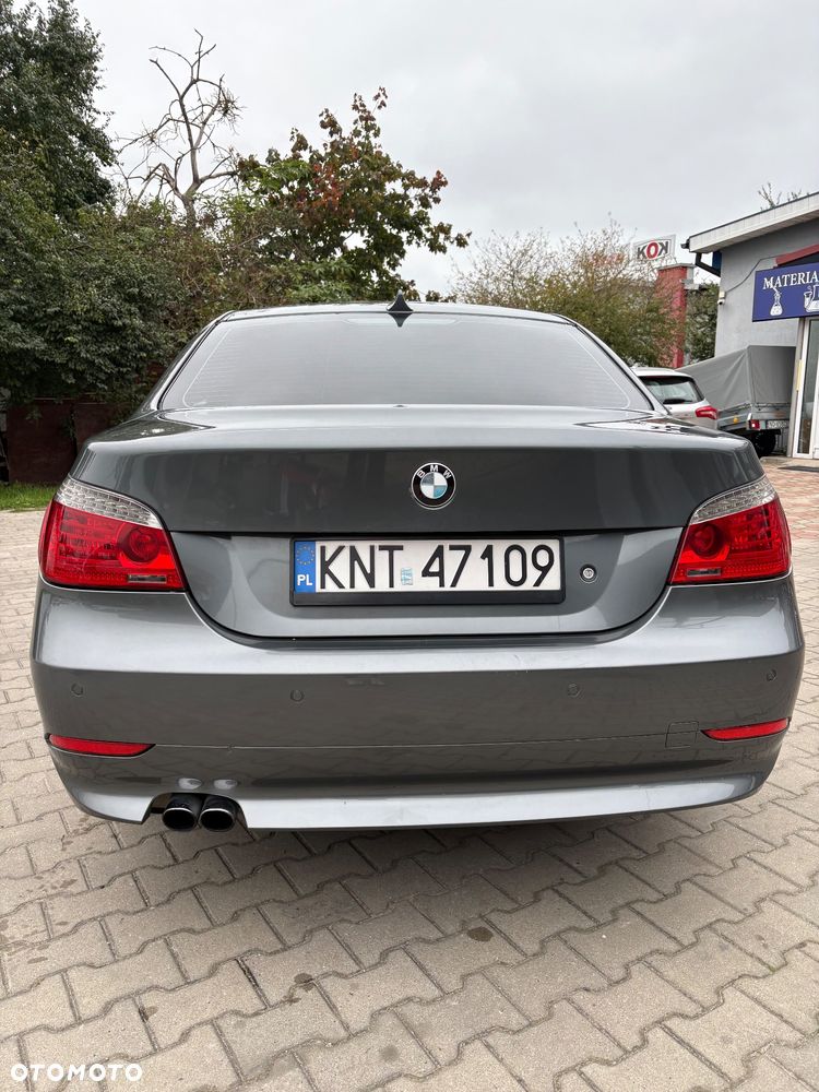BMW Seria 5 525d - 4