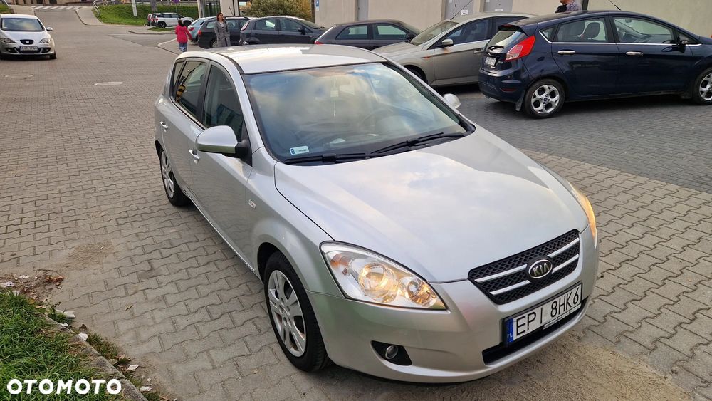 Kia Ceed 1.4 Comfort + - 7