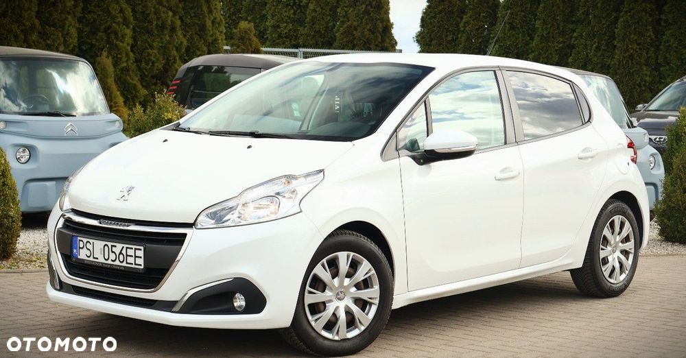 Peugeot 208 - 3
