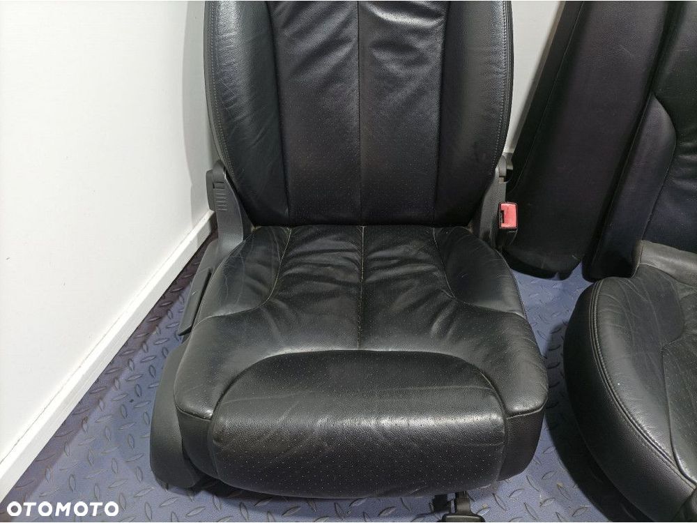 VW PASSAT B6 FOTELE SIEDZISKO OPARCIE KANAPA TYŁ SKÓRA KOMPLET EU - 8