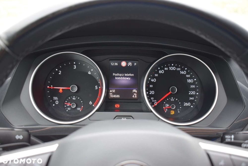 Volkswagen Tiguan - 31