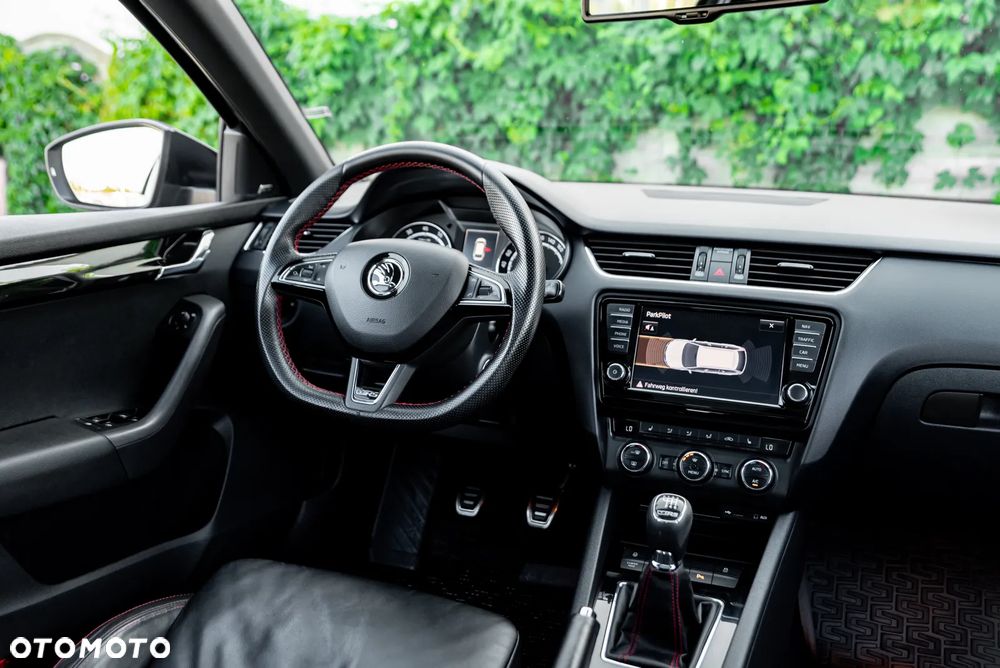 Skoda Octavia 2.0 TSI RS 230 - 28