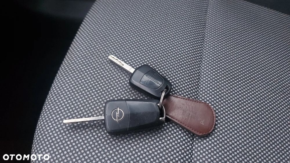 Opel Zafira 1.8 Enjoy - 24