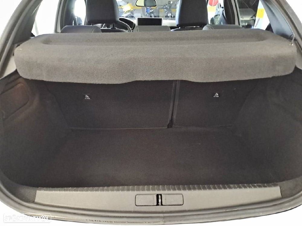 Peugeot 208 1.2 PureTech Allure EAT8 - 6