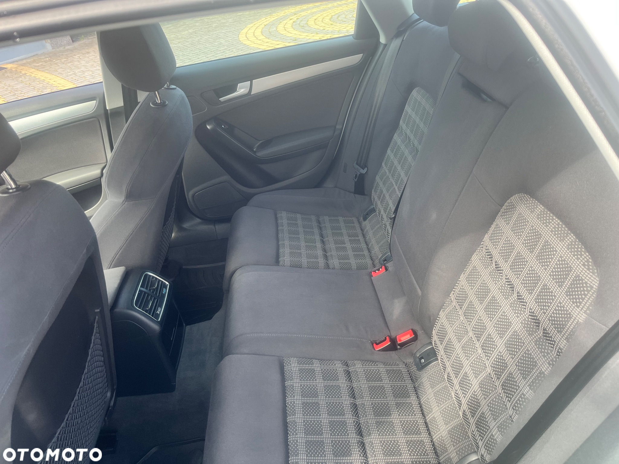 Audi A4 - 9