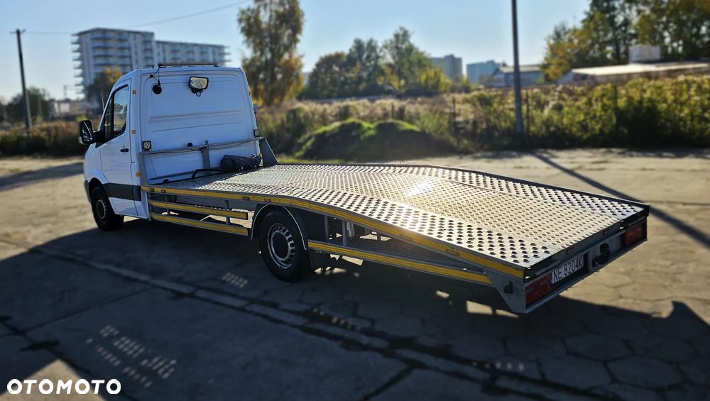 Mercedes-Benz Sprinter - 4