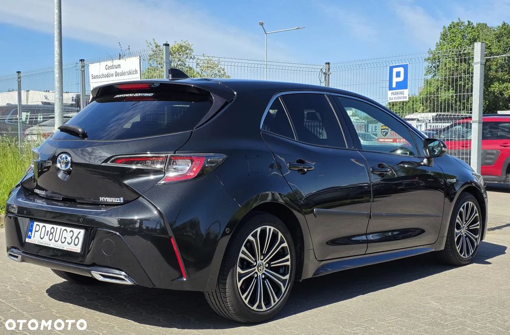 Toyota Corolla 2.0 Hybrid Executive - 8