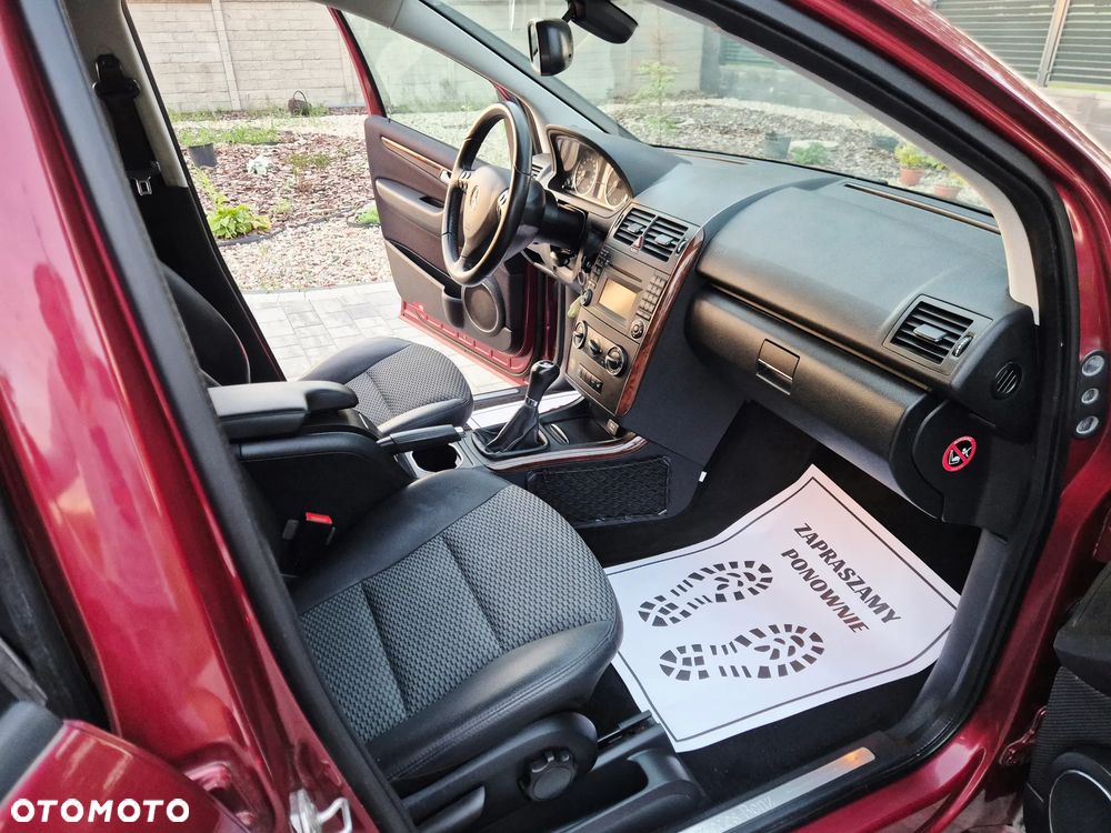 Mercedes-Benz Klasa A 150 BlueEFFICIENCY Elegance - 6