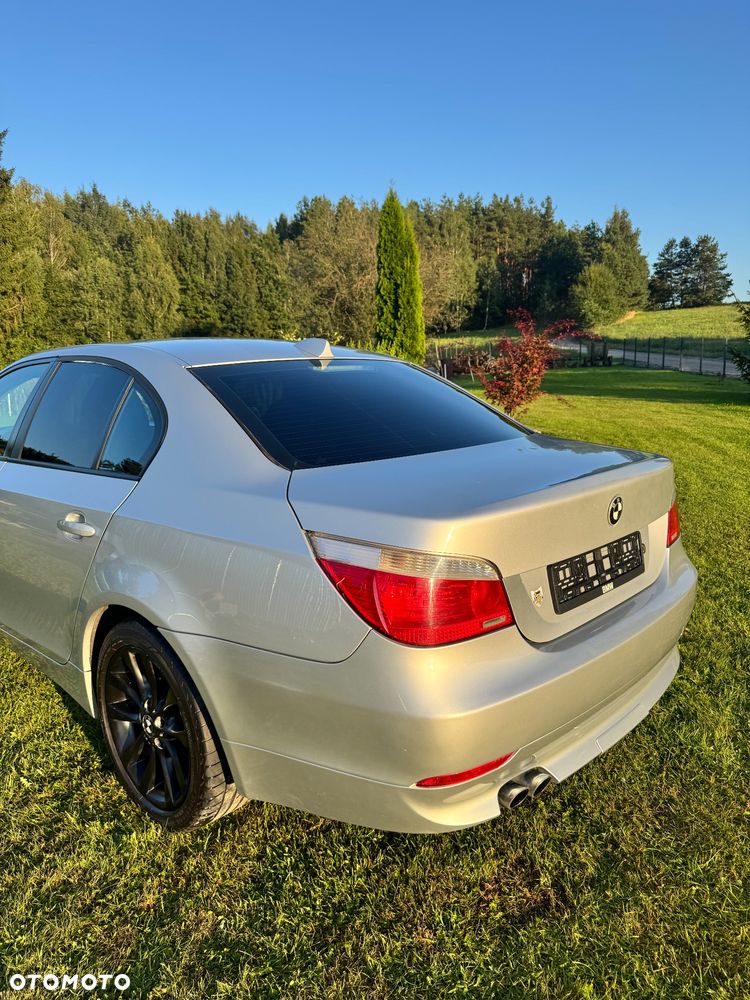 BMW Seria 5 520i - 2