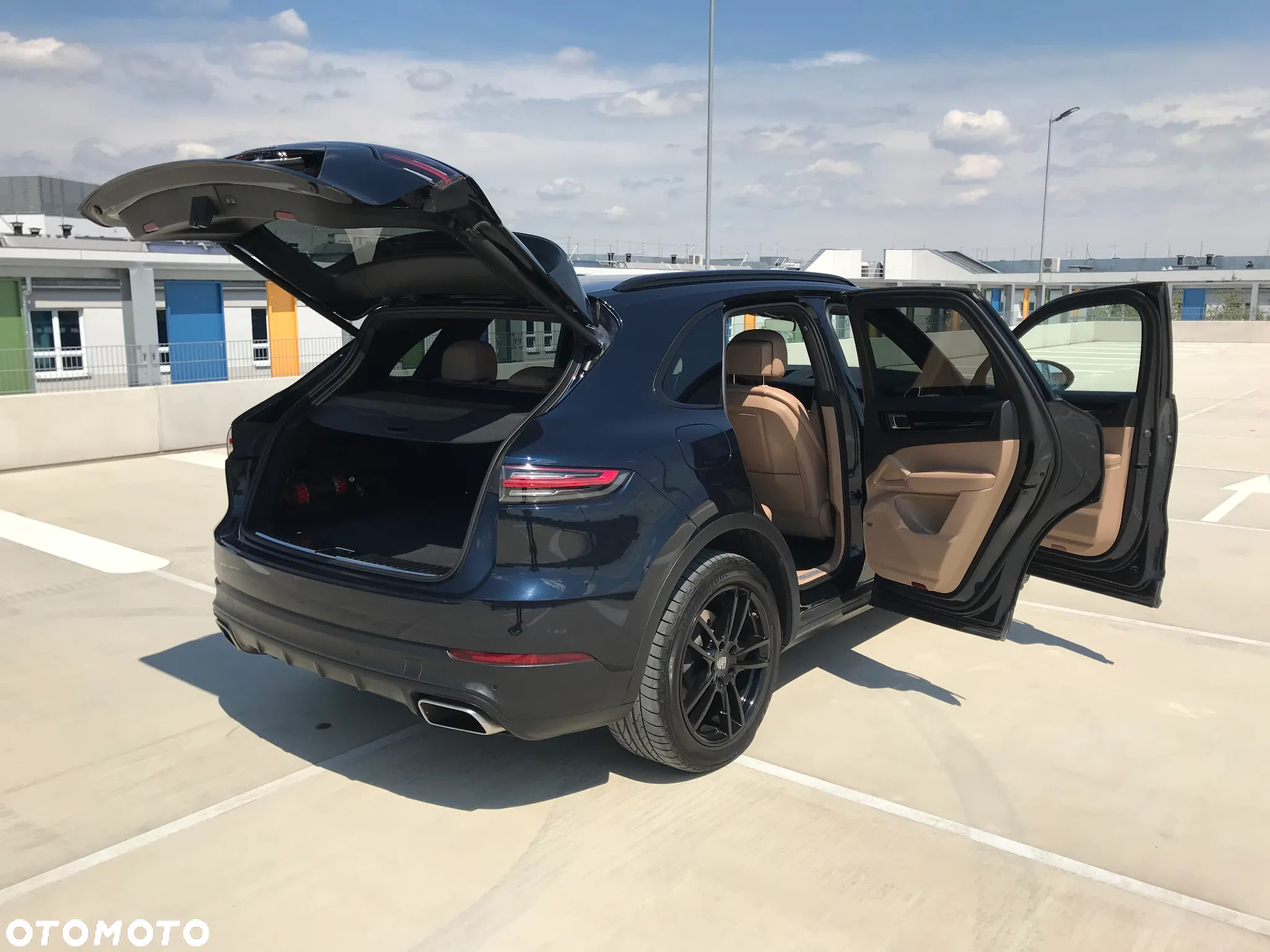 Porsche Cayenne - 8
