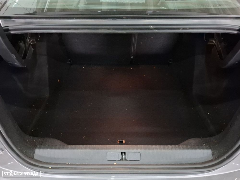 Citroën C4 X 1.2 Hybrid Max e-DSC6 - 25