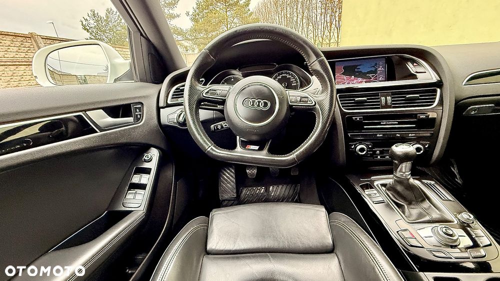 Audi A4 Avant 2.0 TDI DPF S line Sportpaket - 27