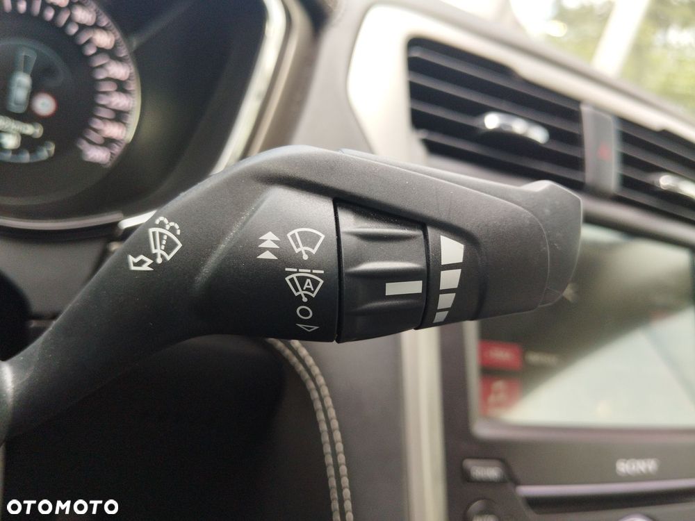 Ford Mondeo Vignale 2.0 TDCi 4WD PowerShift - 25
