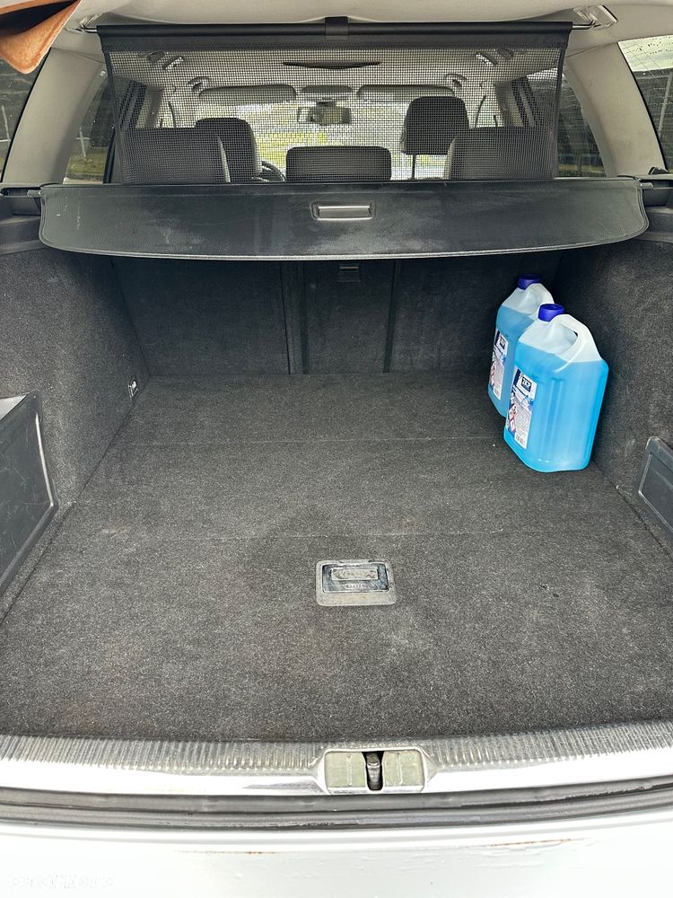 Volkswagen Passat 2.0 TDI DPF Highline - 19