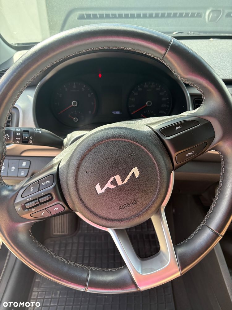Kia Stonic 1.2 M - 6