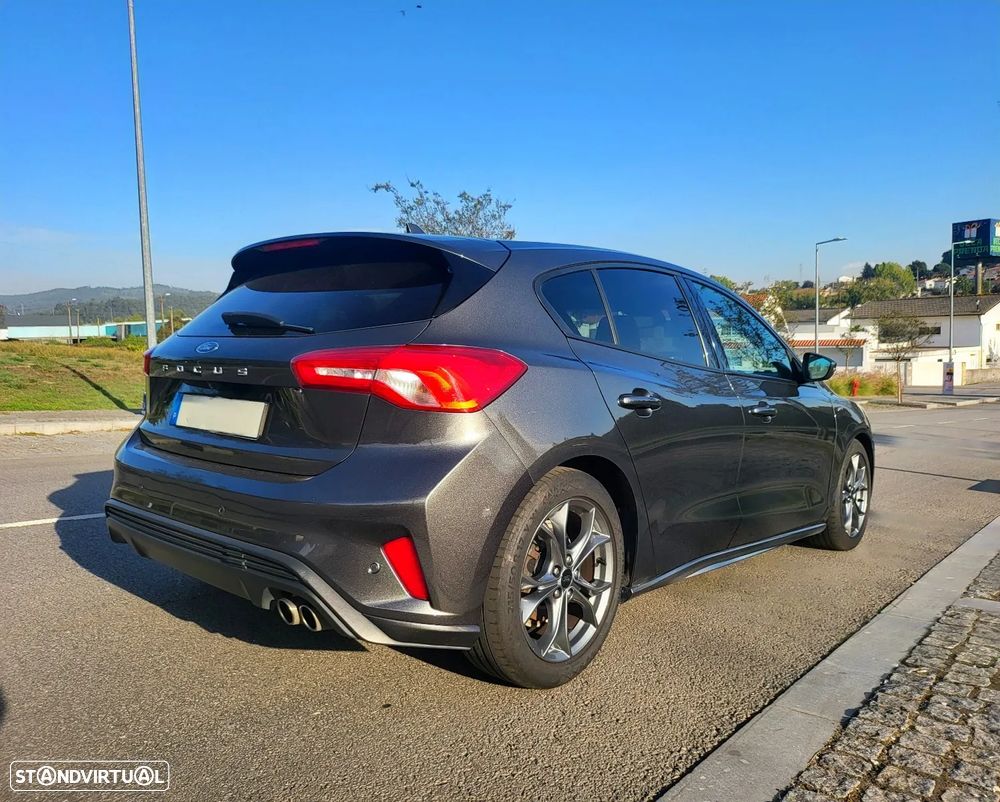 Ford Focus 1.5 TDCi EcoBlue ST-Line - 5