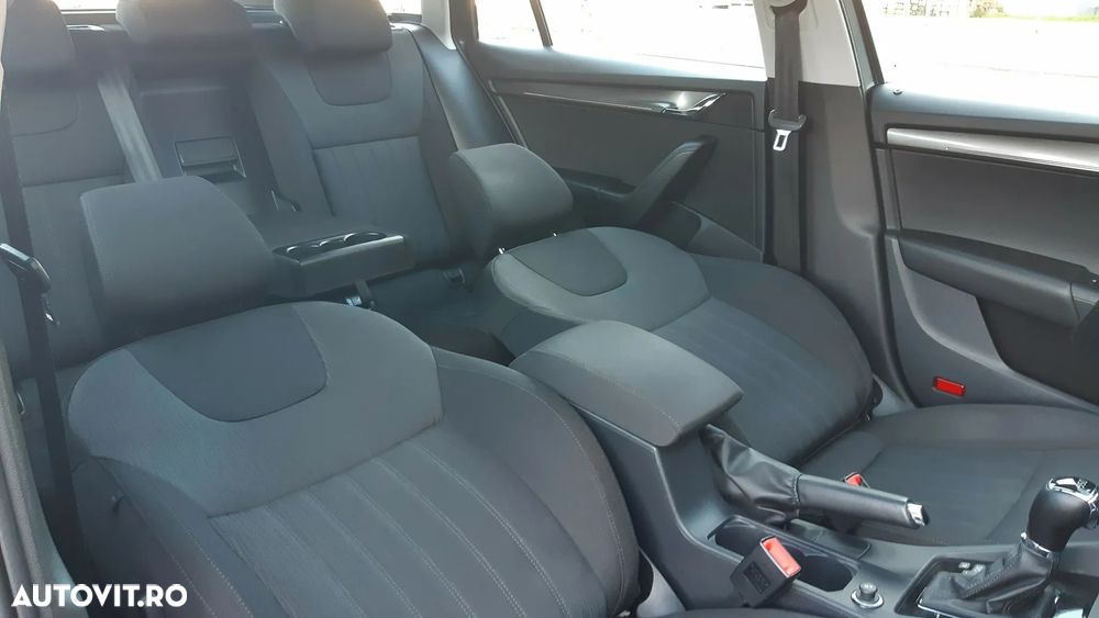 Skoda Octavia 2.0 TDI (Green tec) DSG Style - 14