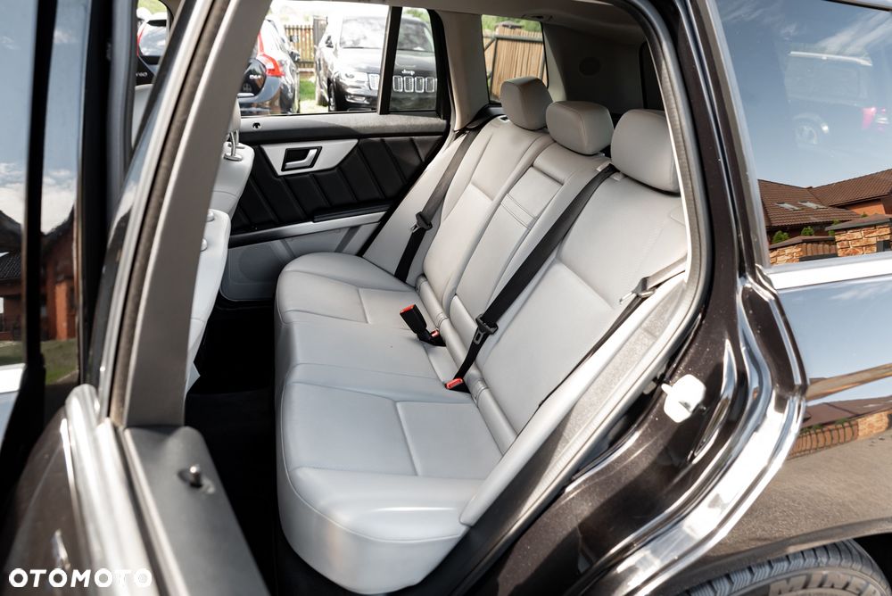 Mercedes-Benz GLK 250 CDI DPF 4Matic BlueEFFICIENCY 7G-TRONIC - 22