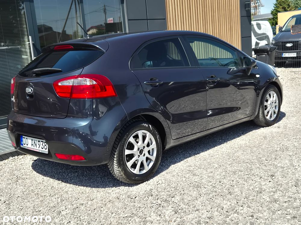 Kia Rio 1.2 Business Line - 11