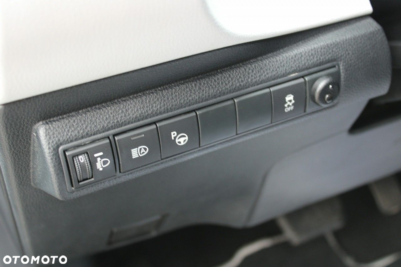 Toyota Corolla - 21
