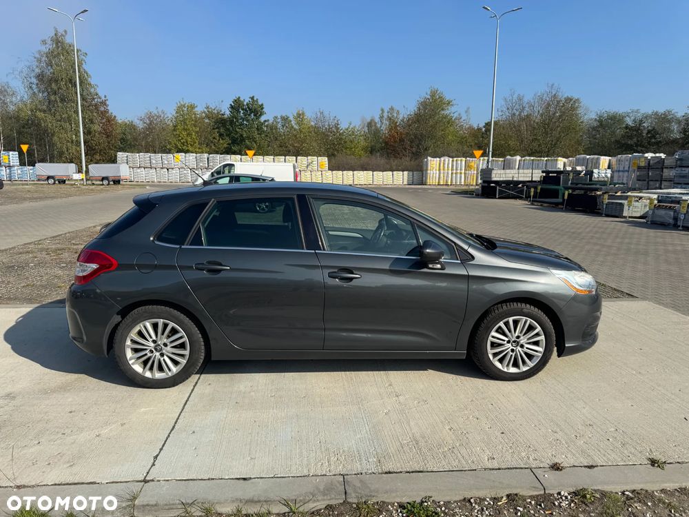 Citroën C4 e-HDi 115 Selection - 7