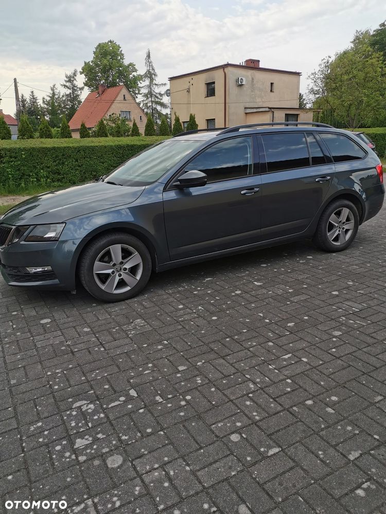 Skoda Octavia 1.6 TDI Ambition - 6