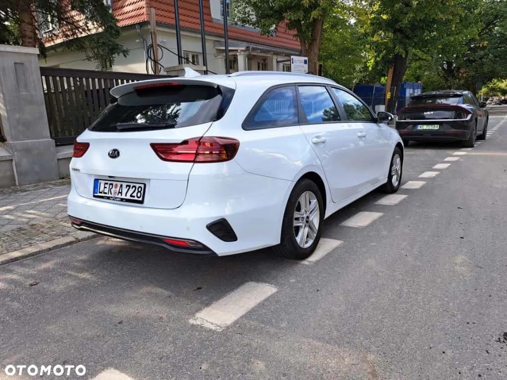 Kia Ceed SW 1.0 T-GDI OPF Edition 7 - 3