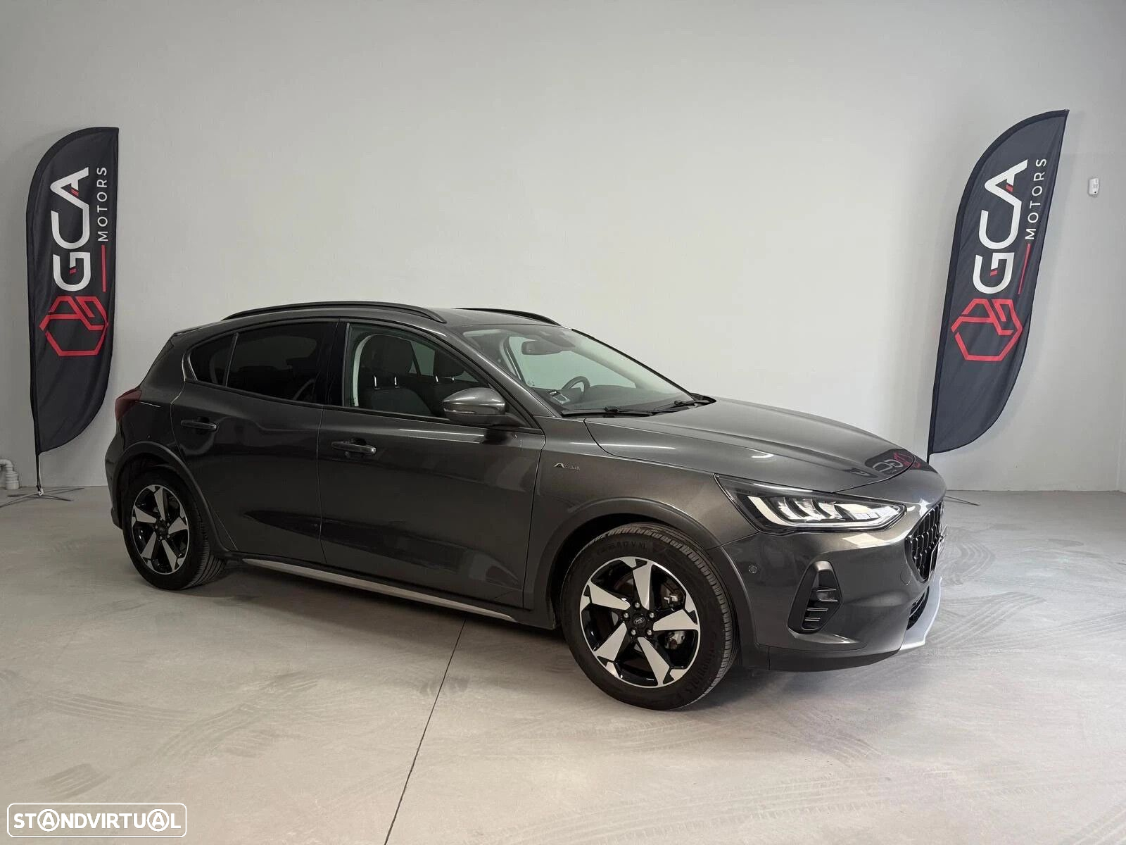 Ford Focus 1.0 EcoBoost Hybrid ST-LINE - 2