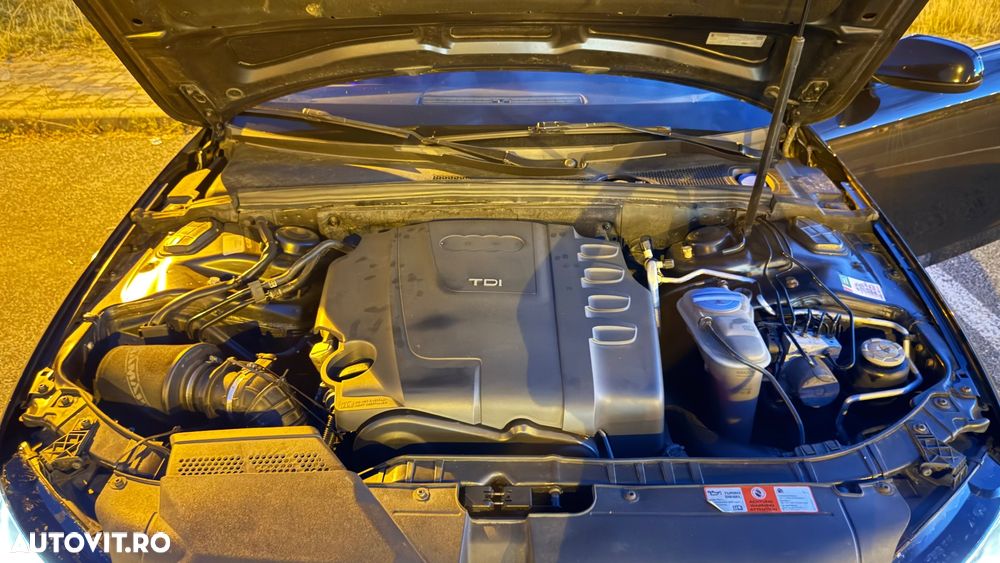 Audi A4 Avant 2.0 TDI - 10