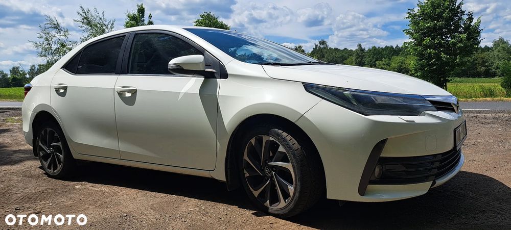 Toyota Corolla 1.6 Comfort - 1