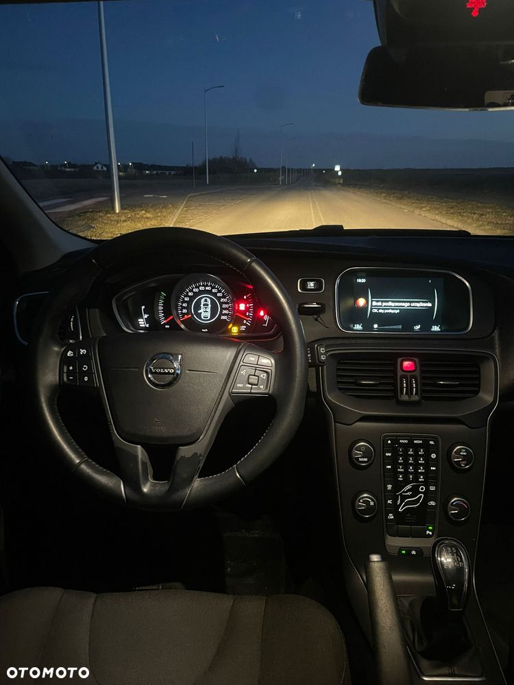 Volvo V40 D2 - 5