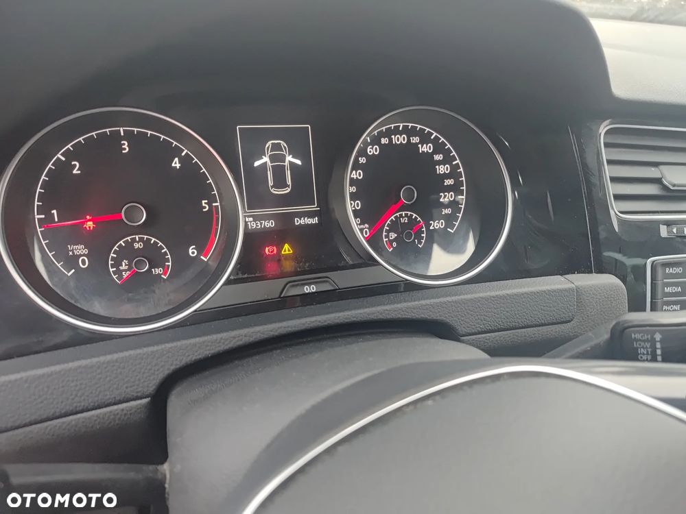 Volkswagen Golf 1.6 TDI Trendline - 23
