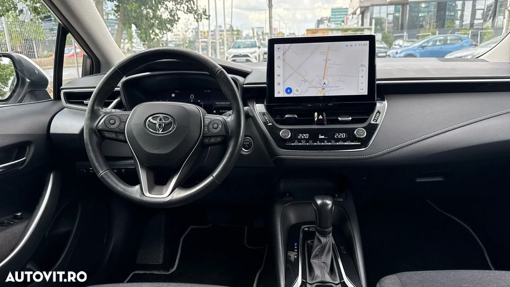 Toyota Corolla 1.8 HSD Business - 11