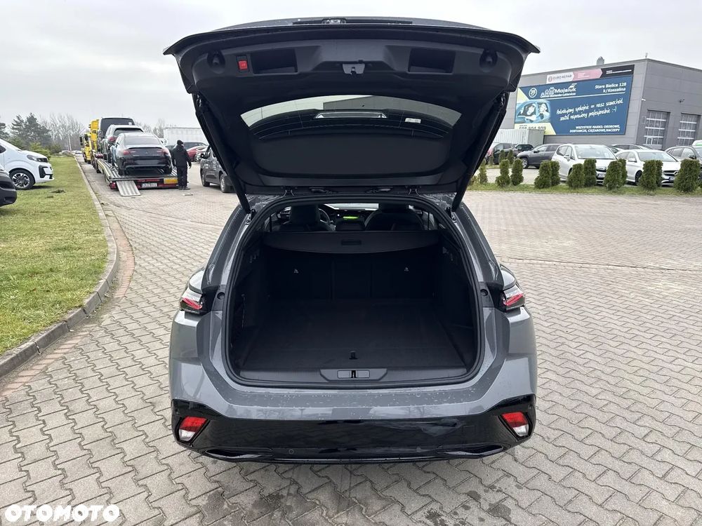 Peugeot 308 1.6 Hybrid PHEV GT Exclusive e-DCS7 - 11