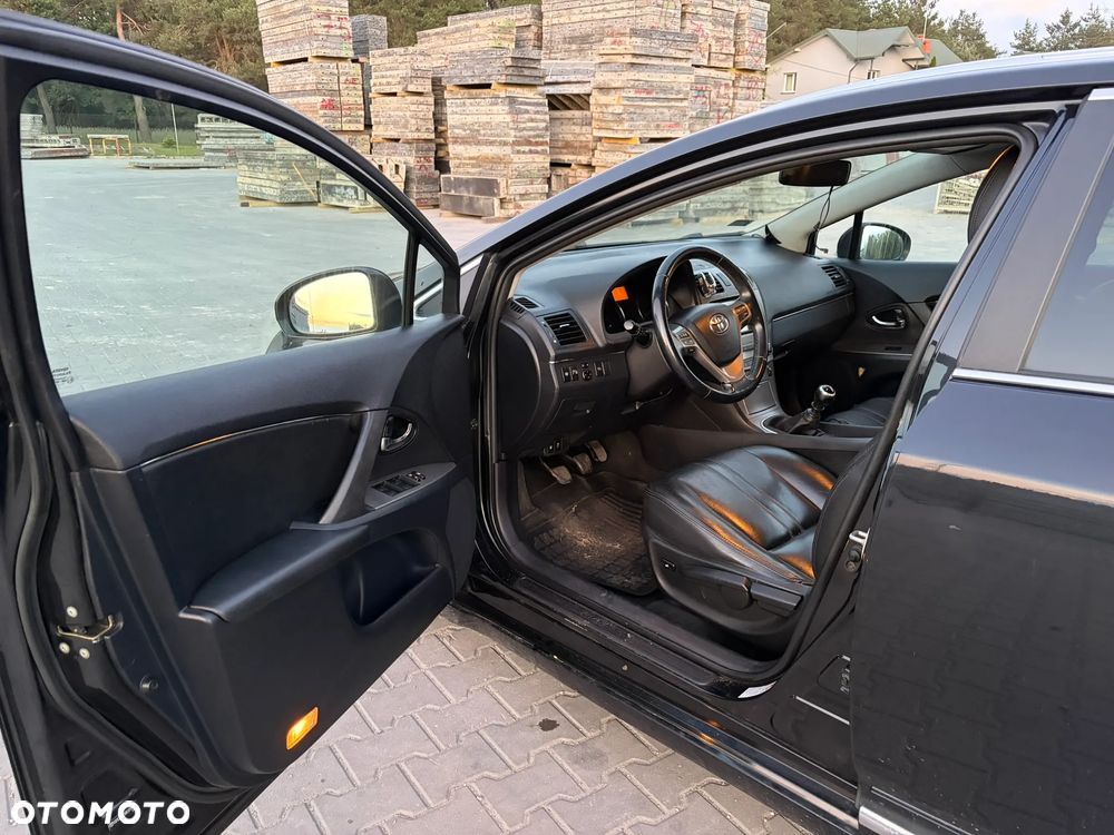 Toyota Avensis 2.0 D-4D Sol - 9