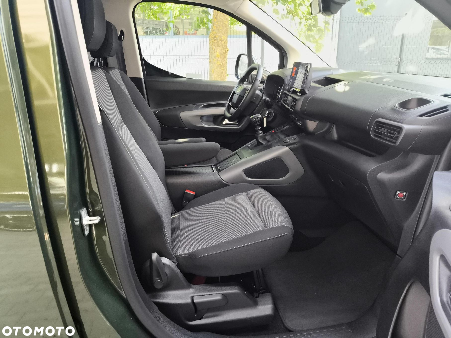 Toyota Proace City Verso 1.5 D-4D Family - 14